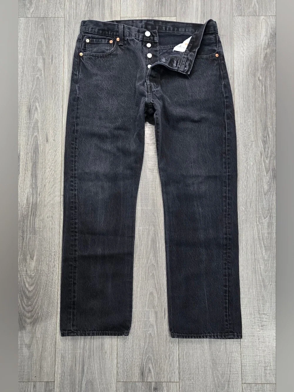 Levi’s 501 Original Fit Jeans Men’s W36 L32 Black Button Fly Straight Leg.
